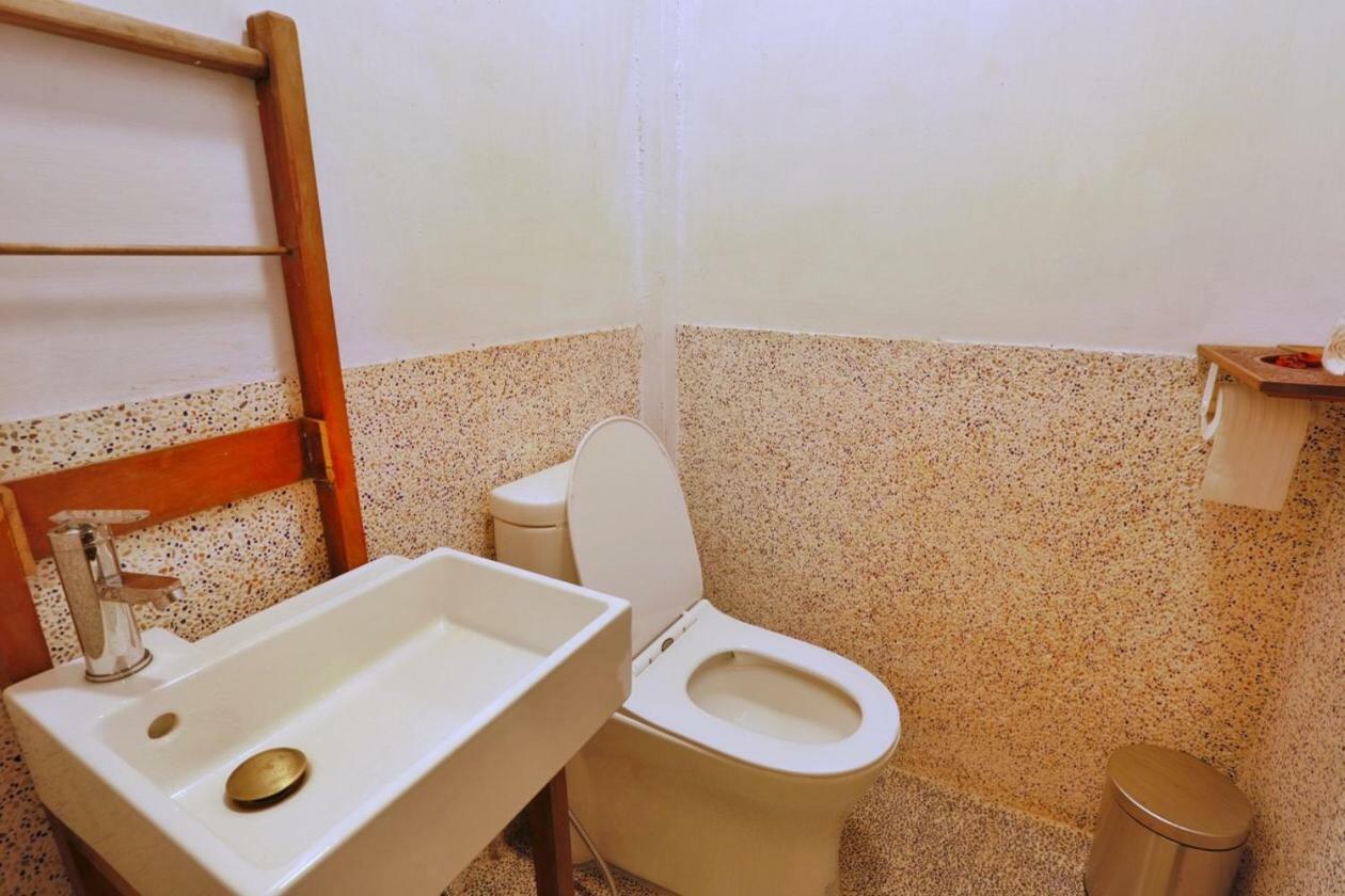 台南赤崁月樓tainan Moon House Inn エクステリア 写真