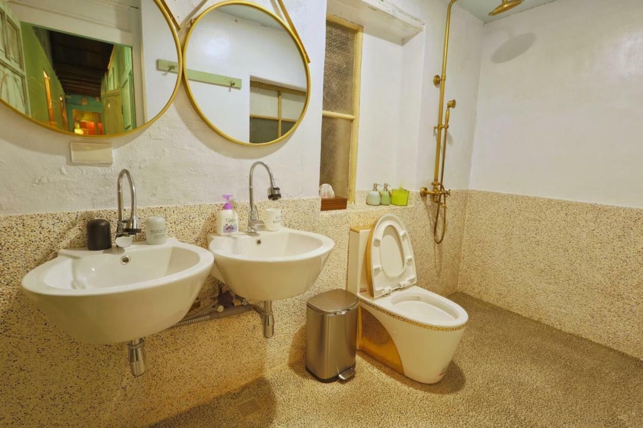台南赤崁月樓tainan Moon House Inn エクステリア 写真